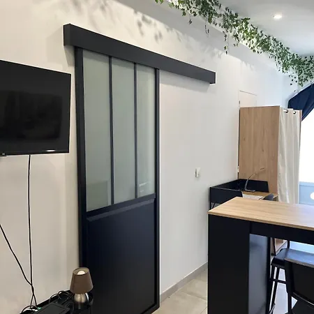 Agreable A 5min Du Tram